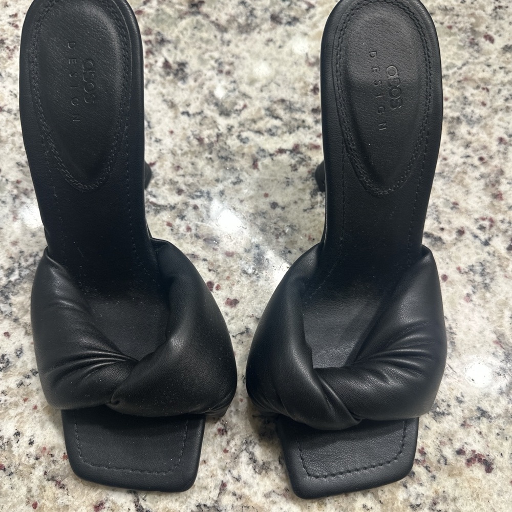 ASOS Black leather mules with square toe and open back SIZE 9 NEVER WORN NO BOX